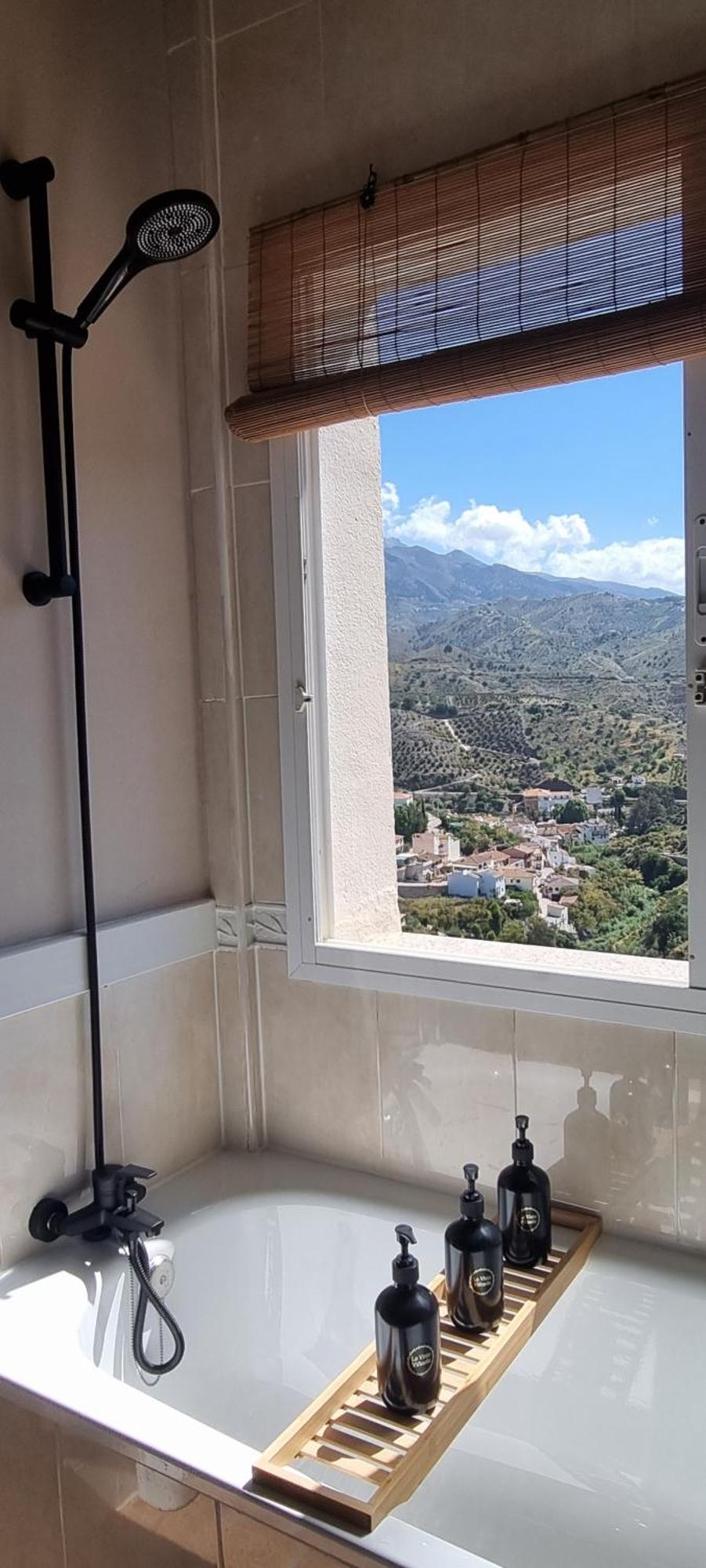 La Vista Vinuela Bed & Breakfast Dış mekan fotoğraf