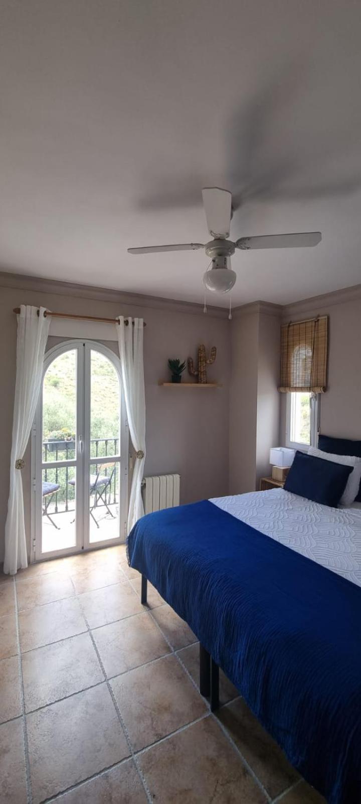 La Vista Vinuela Bed & Breakfast Dış mekan fotoğraf
