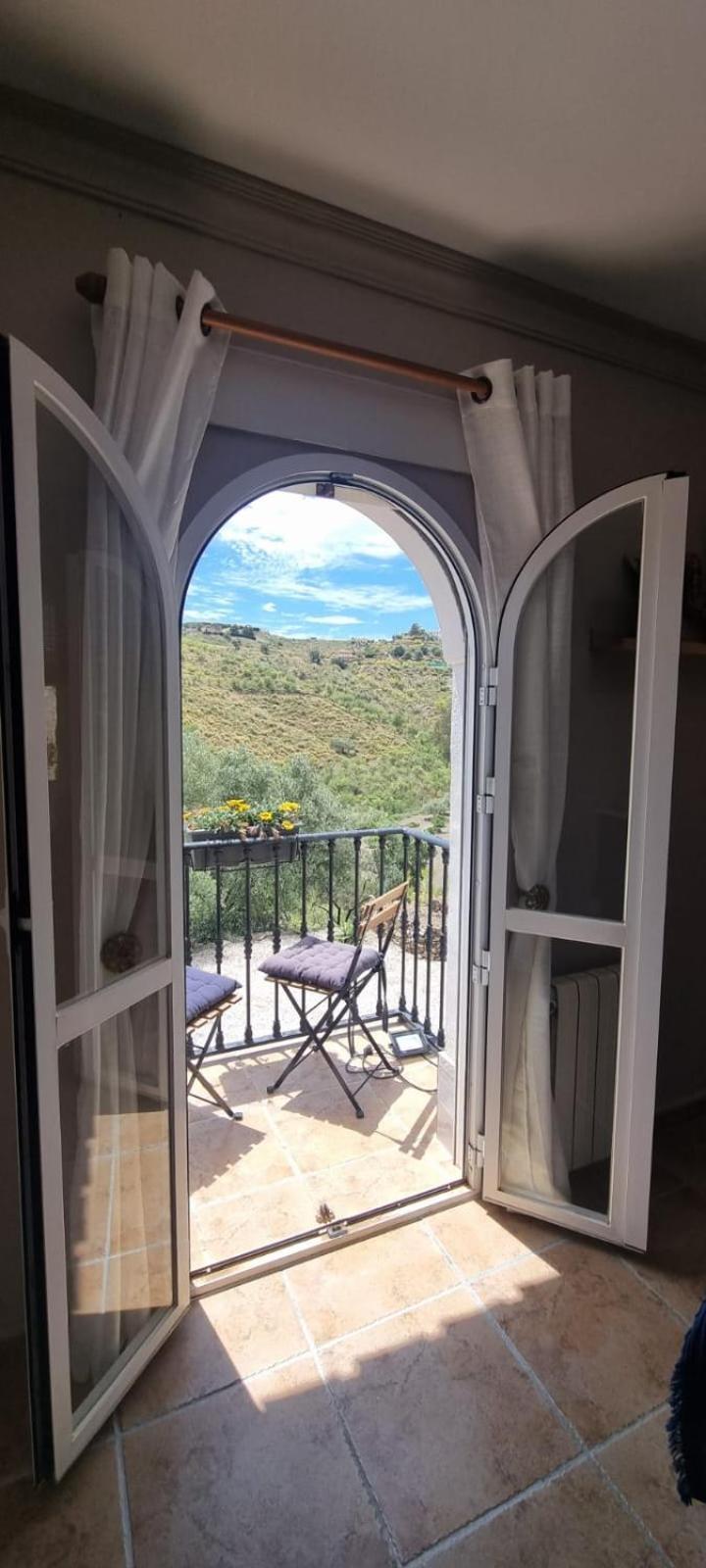 La Vista Vinuela Bed & Breakfast Dış mekan fotoğraf